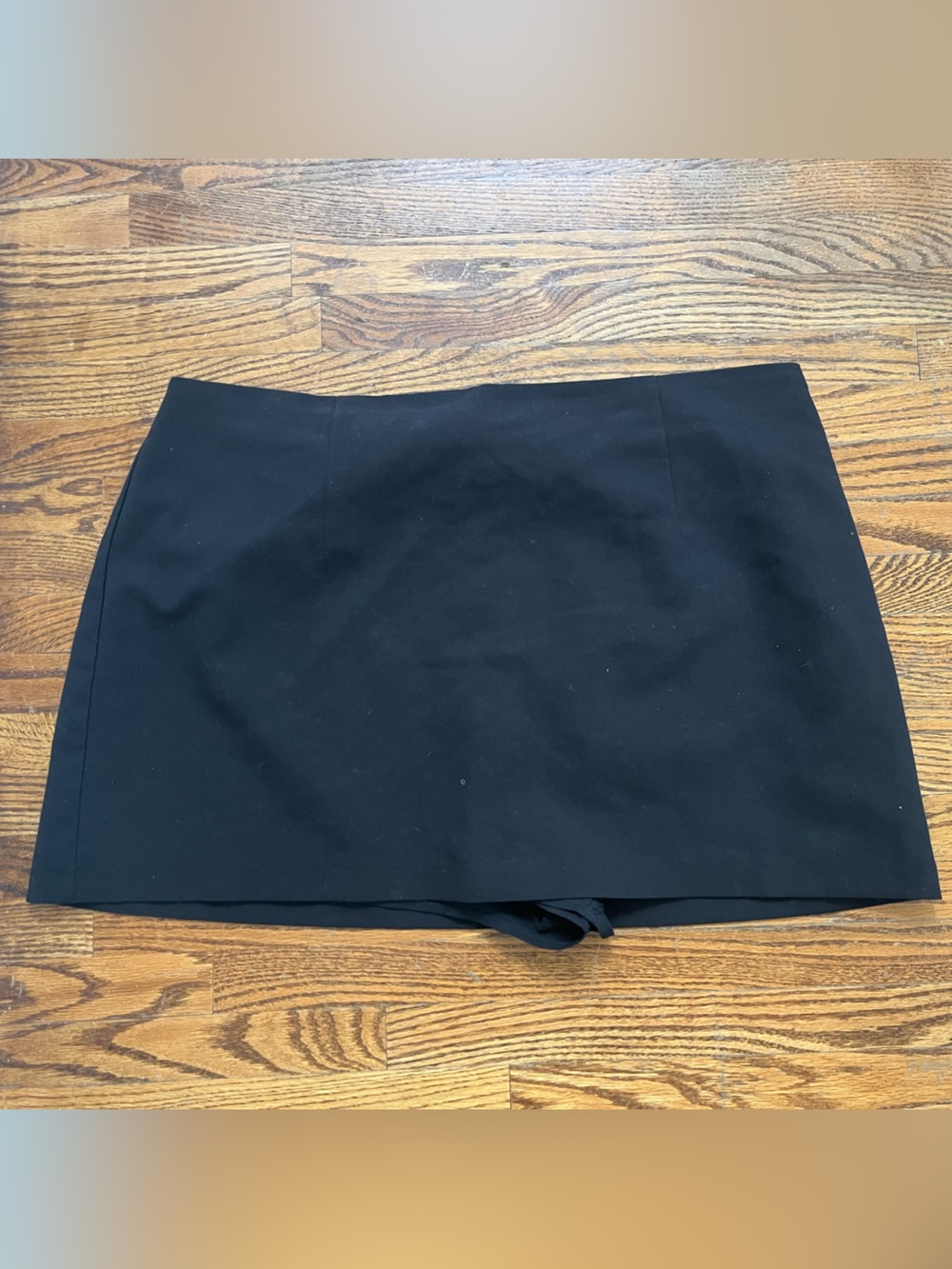 A&F Scarlett Mini Skort